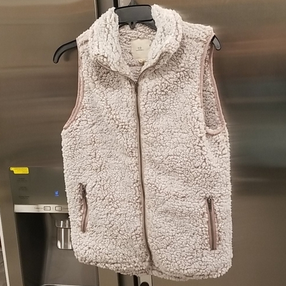 💕THREAD & SUPPLY💕 Arctic Fleece Vest Smoke Rose - Picture 3 of 9